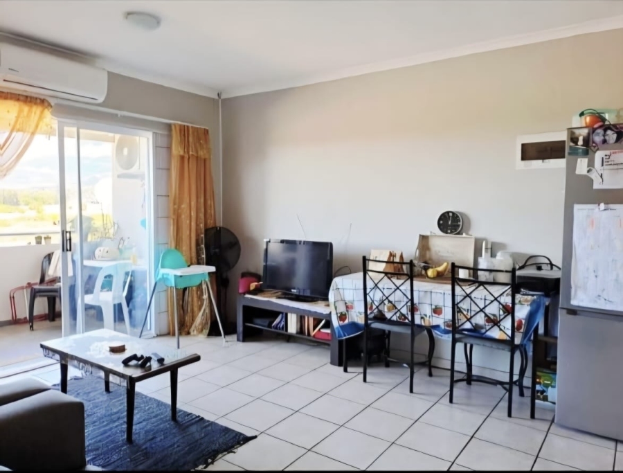 To Let 2 Bedroom Property for Rent in Klein Drakenstein Western Cape